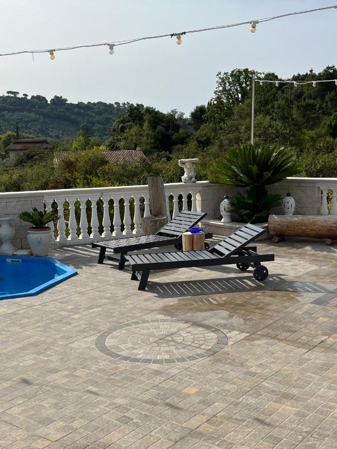 Villa Fiore - Piscina E Idromassaggio イトリ エクステリア 写真